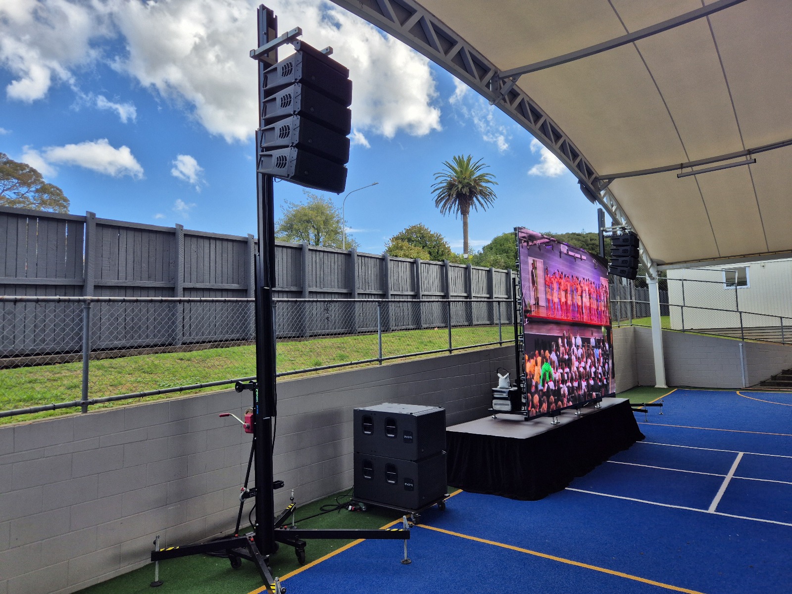 DAS Audio EVENT Line Array Hire Auckland — 4 Tops + 2 Subs | Edwards ...