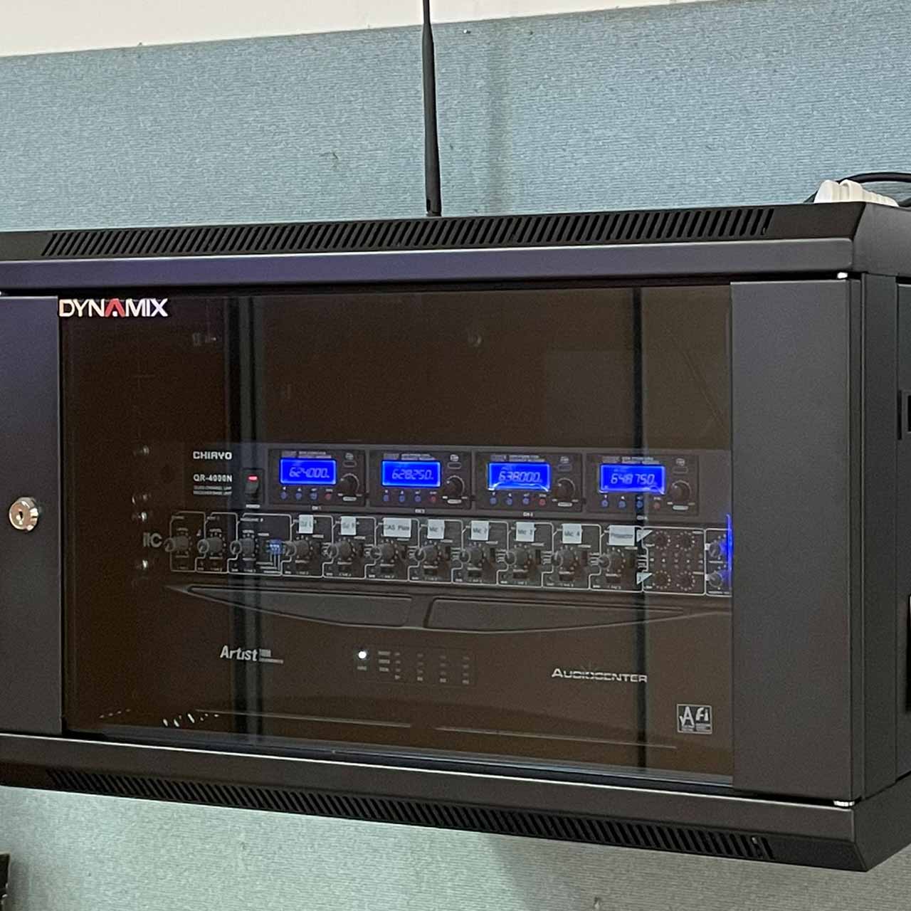 Automated projector and screen system installed in an Auckland school hall